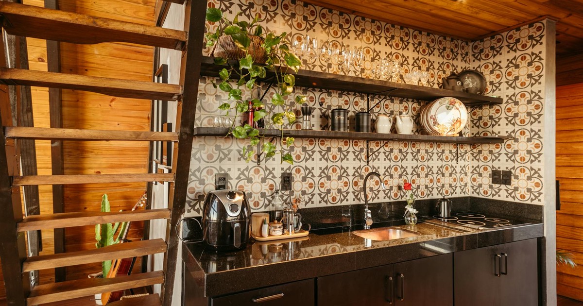 7 Kitchen Organization Solutions That Actually Work in Small Spaces (Ranked by Space Efficiency)