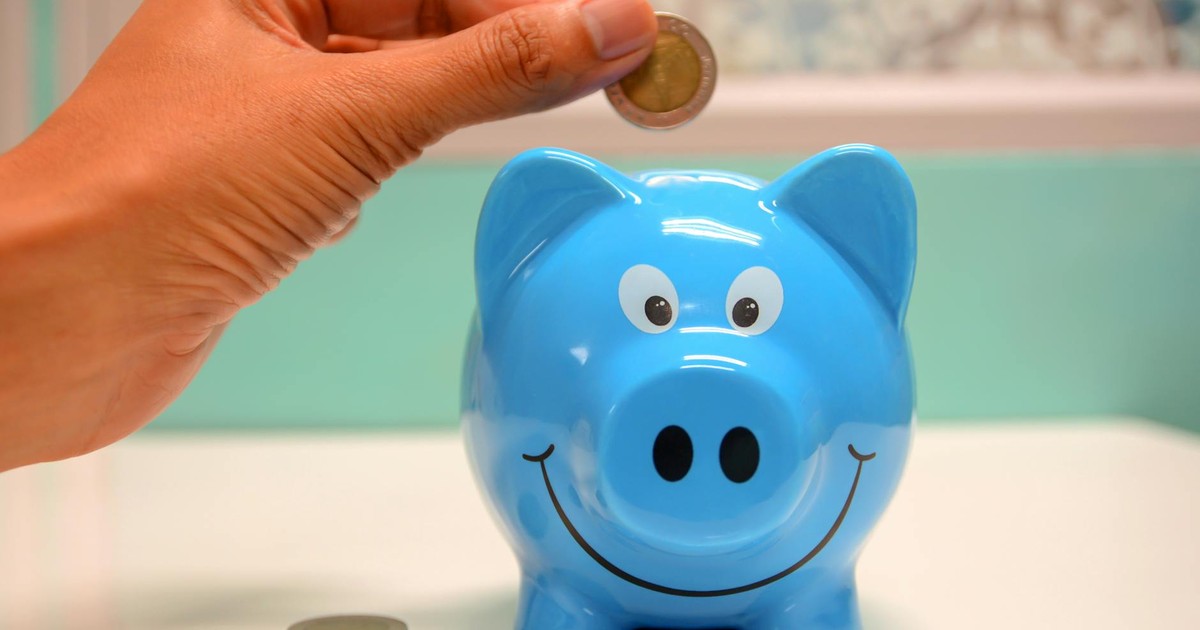 8 Surprisingly Simple Money Habits That Actually Build Wealth Faster (Ranked by Compound Effect)