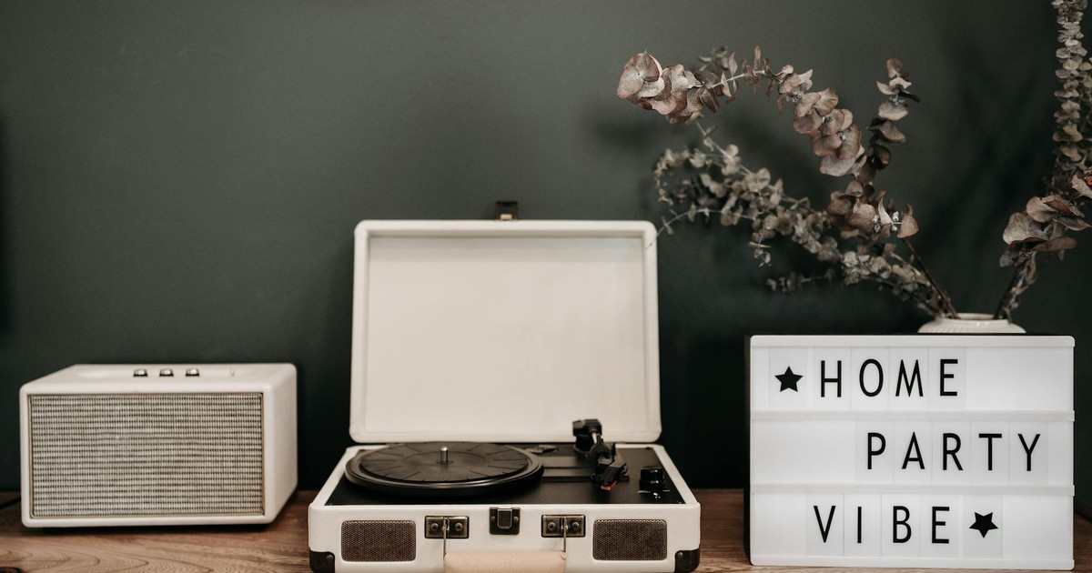 8 Unusual Home Decor Trends That Are Actually Worth Trying (Ranked by Boldness)